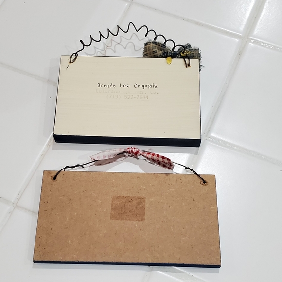 Little wood signs, handmade from a craft show. - Picture 4 of 4